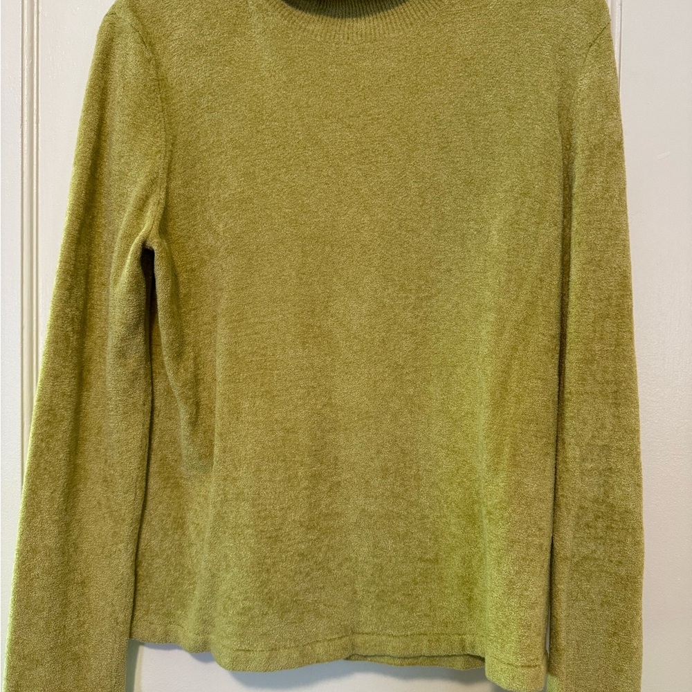 Green Long Sleeve Sweater